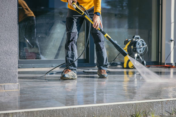 Best Parking Lot and Garage Cleaning  in Callaway, FL